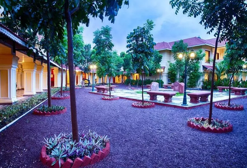 Hotel Regency Lagoon Resort