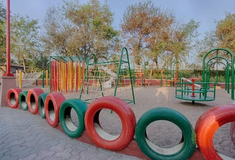 Hotel Regency Lagoon Resort