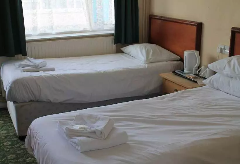 酒店 Sand Bay Holiday Village Adults Only