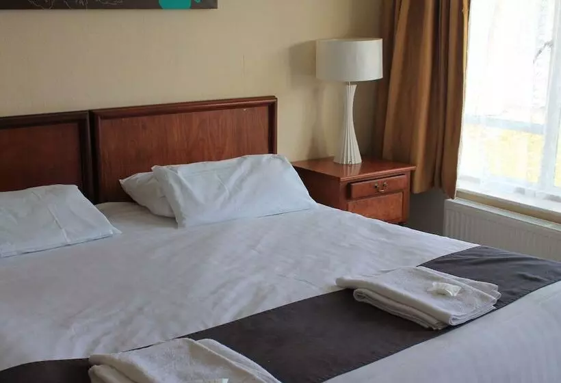 酒店 Sand Bay Holiday Village Adults Only