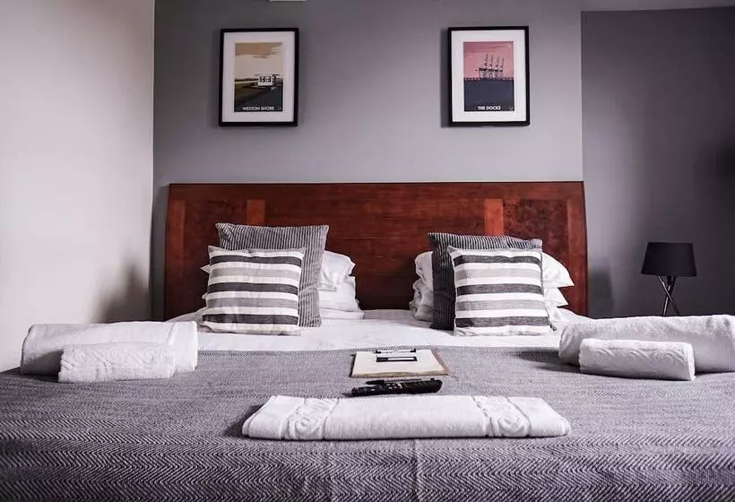 בית מלון כפרי Starboard Stays