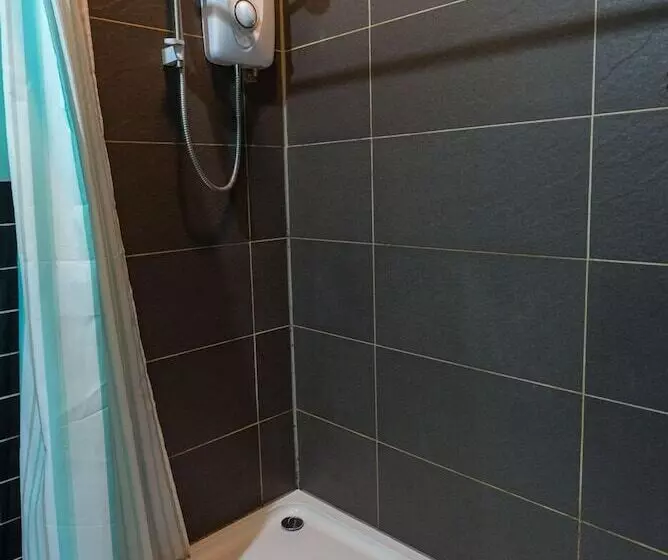 בית מלון כפרי Golden Eagle