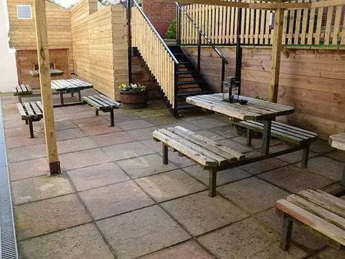 Отель The Hollies Inn