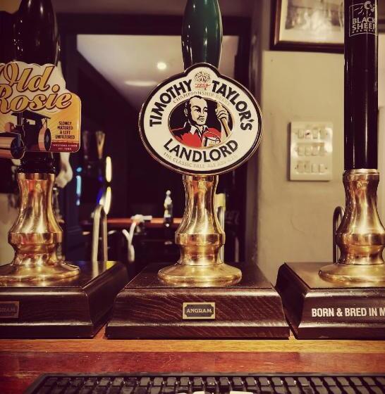 酒店 The Manor House Inn