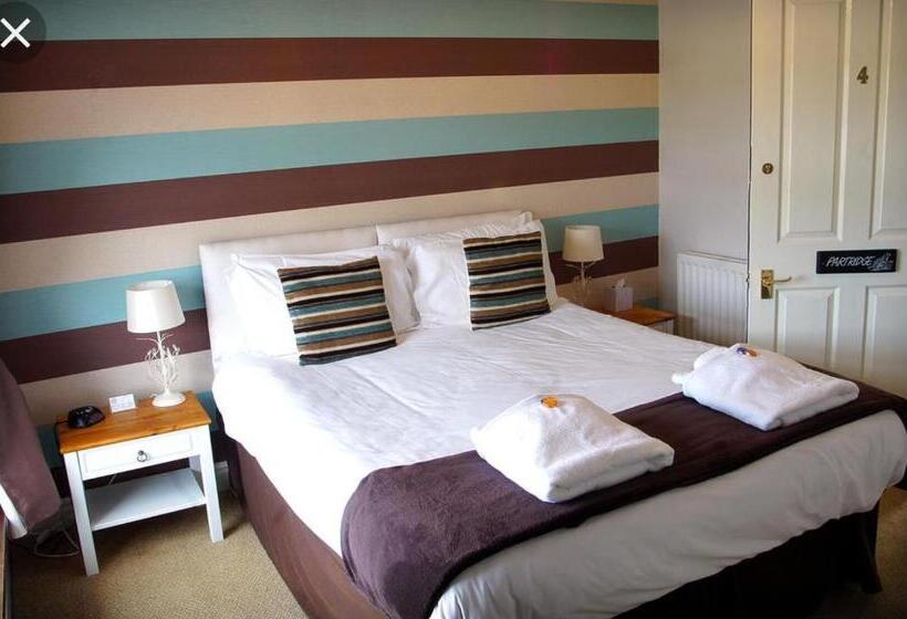 酒店 The Manor House Inn