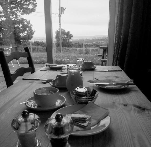 酒店 The Manor House Inn