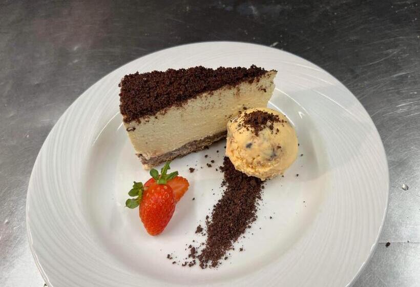 酒店 The Manor House Inn