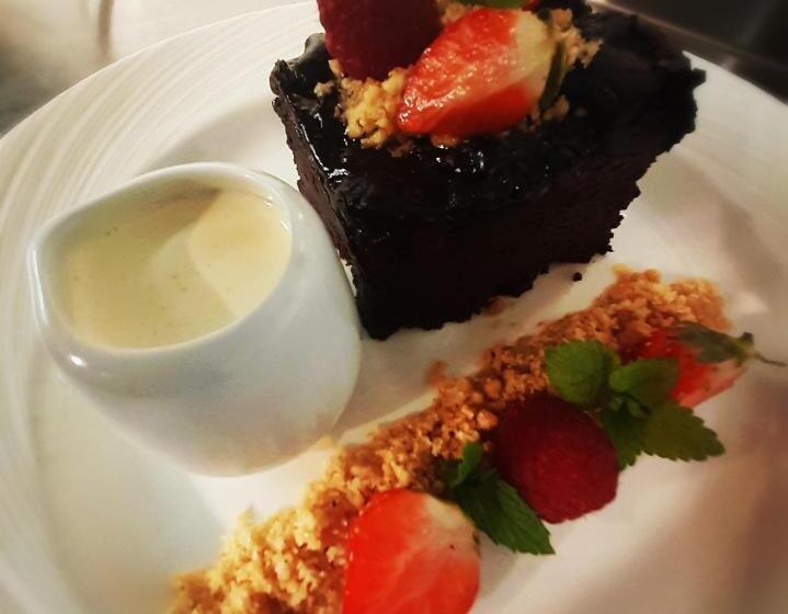 酒店 The Manor House Inn