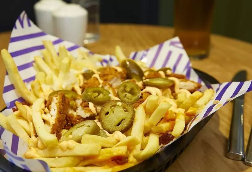 Отель The Mayfield Seamer