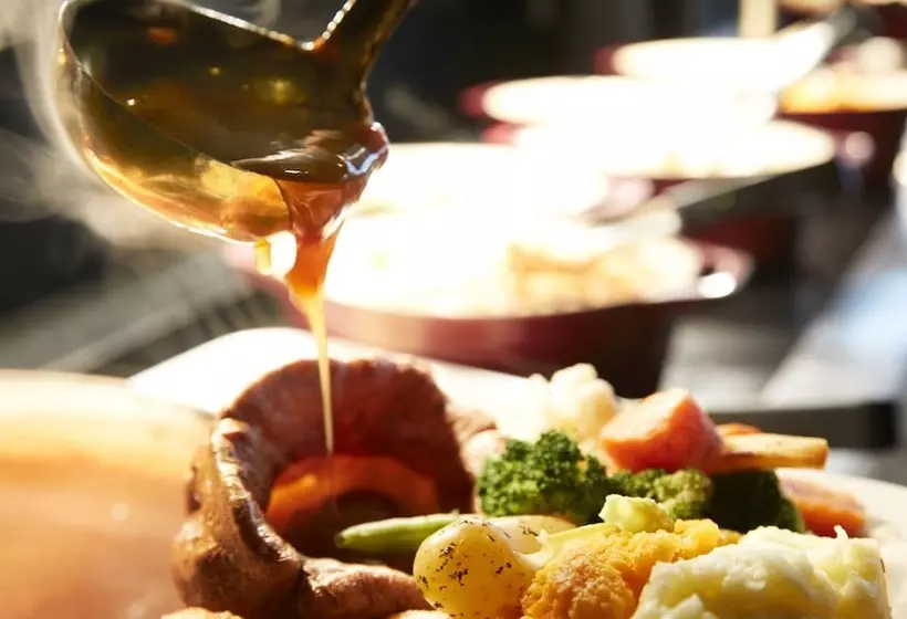 Отель The Mayfield Seamer