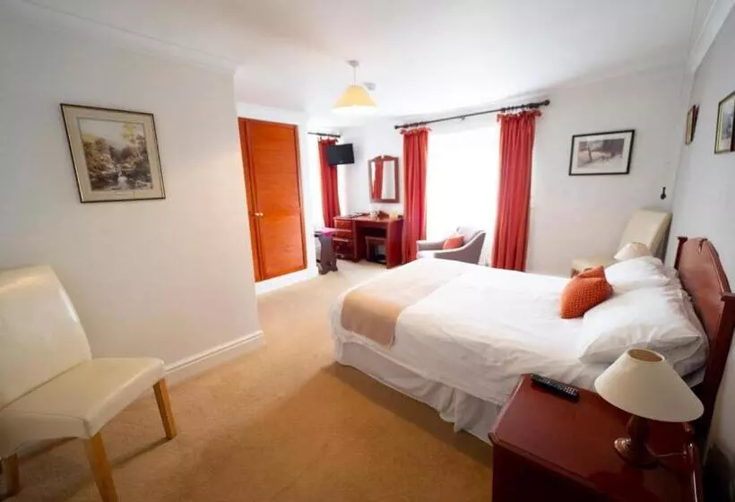 Hotel The Rest And Be Thankful Inn