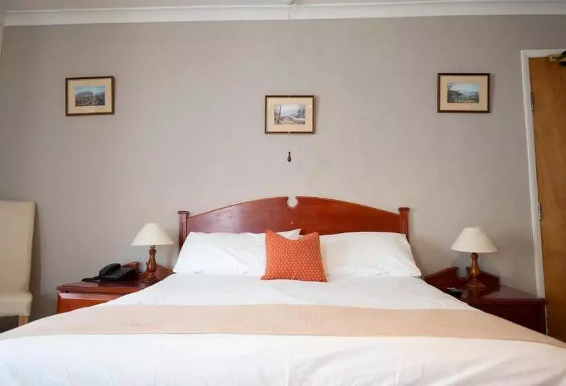 Hotel The Rest And Be Thankful Inn