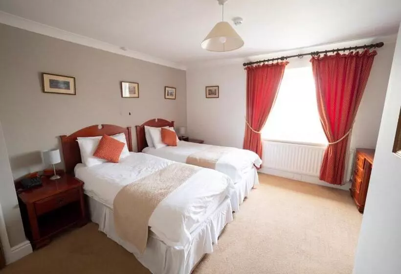 Hotel The Rest And Be Thankful Inn