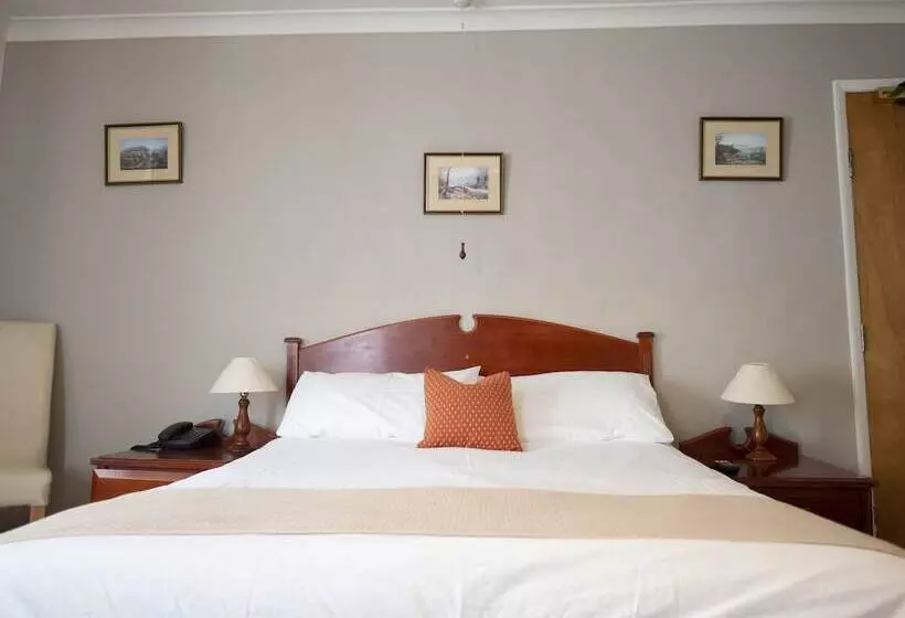 Hotel The Rest And Be Thankful Inn