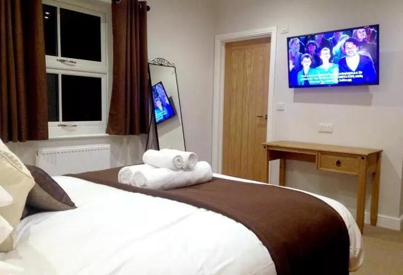 ホテル The Wheatsheaf