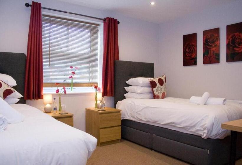 ホテル The Wheatsheaf