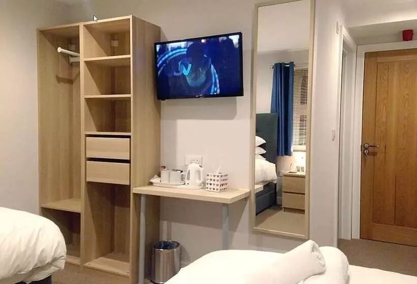 ホテル The Wheatsheaf