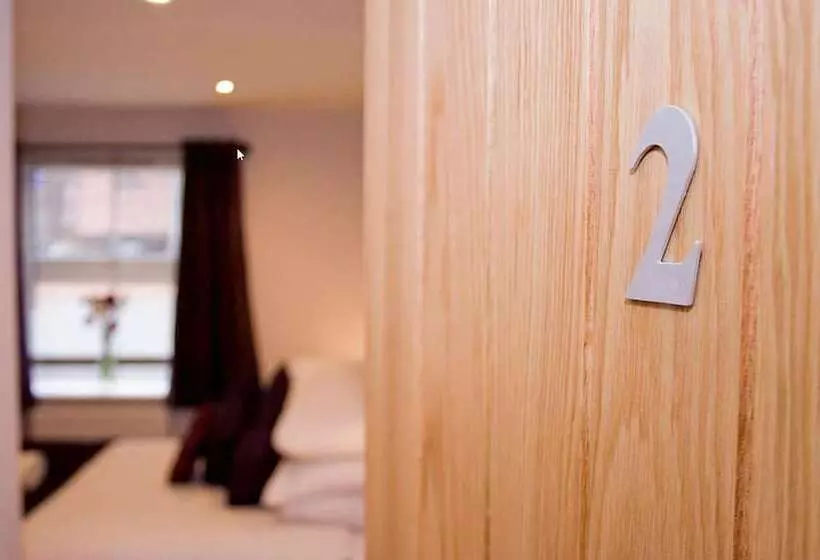 ホテル The Wheatsheaf