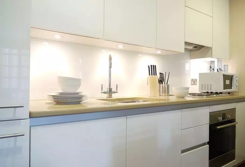 Olive Níké Apartments