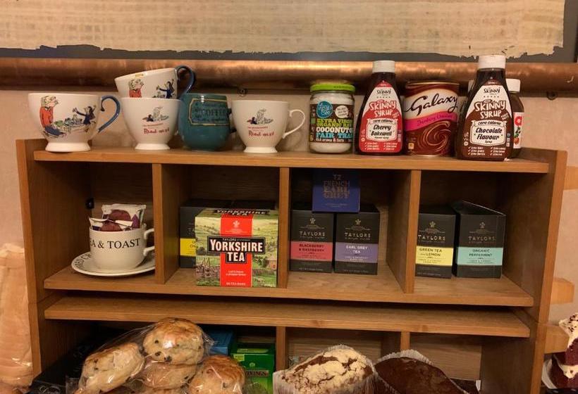 פנסיון Bayhouse