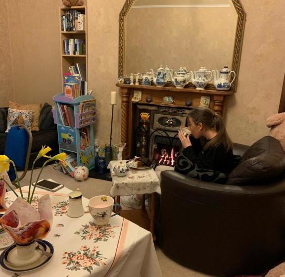 פנסיון Bayhouse