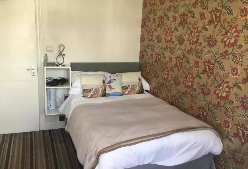 膳宿费 Dene House