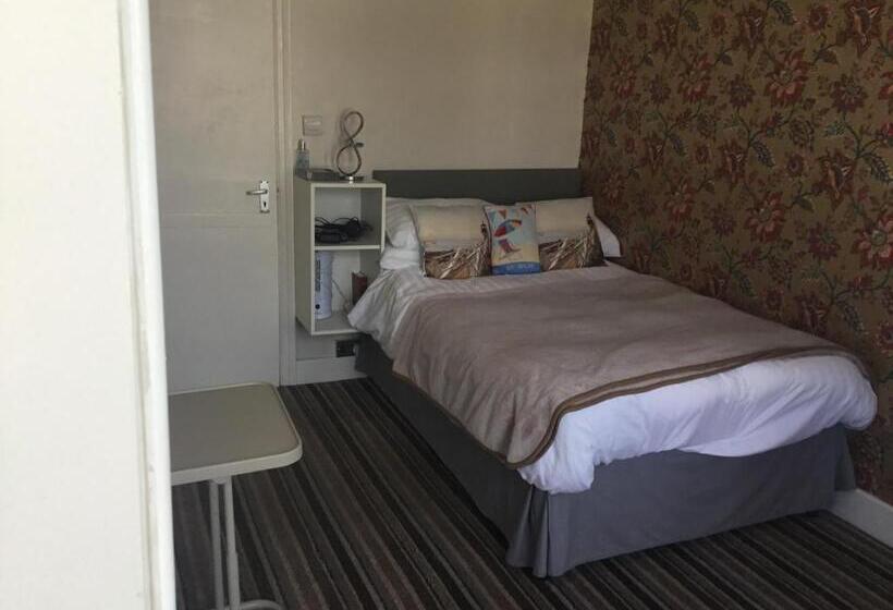 بنسيون Dene House