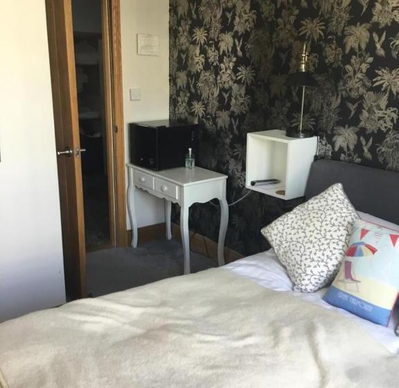 بنسيون Dene House