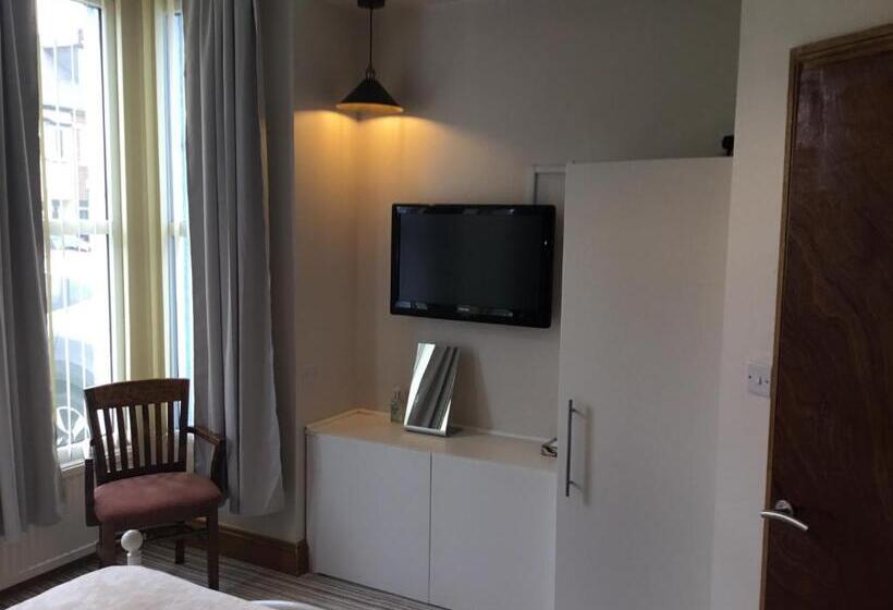 بنسيون Dene House