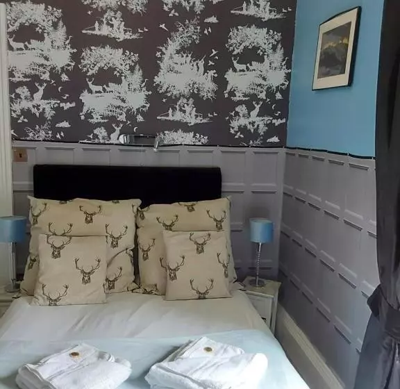 Majatalo East Claremont Guest House