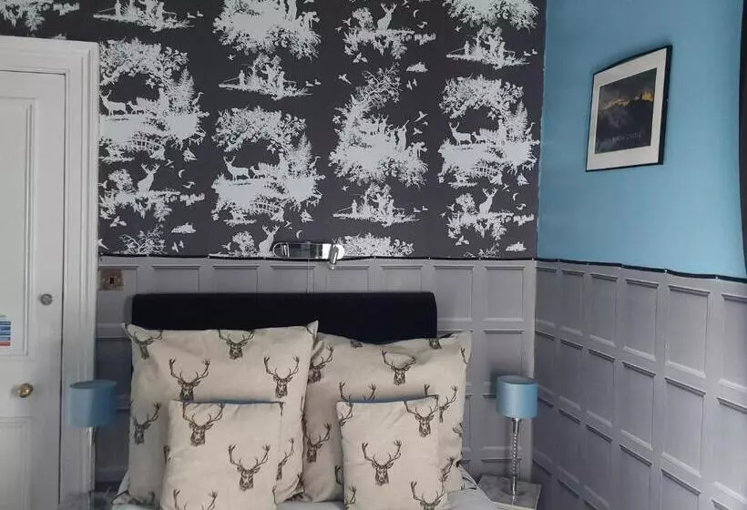 Majatalo East Claremont Guest House