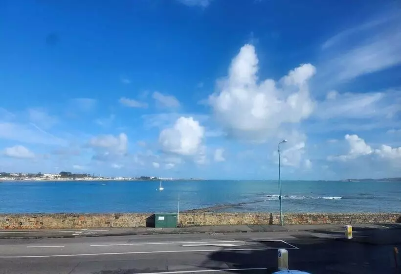 پانسیون St Georges