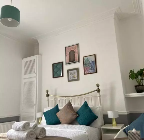 Пансион The Mountview