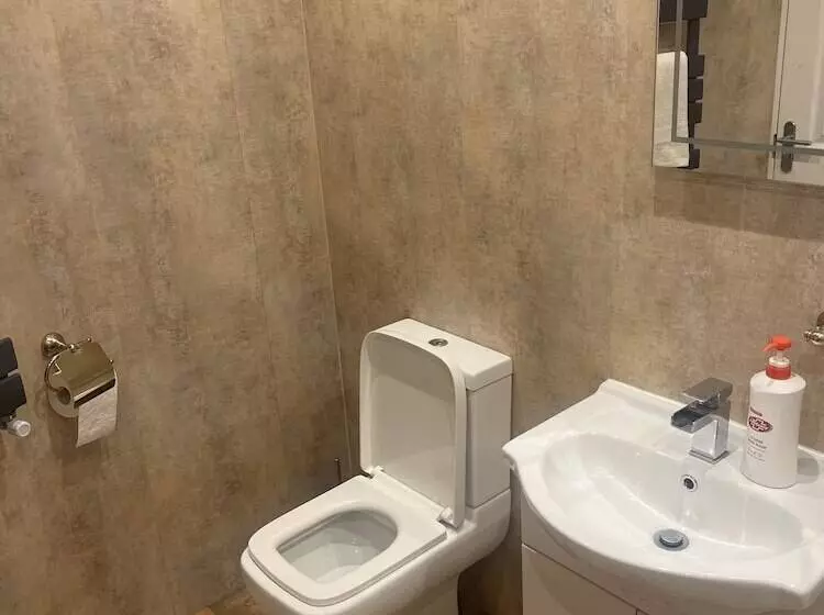 Shores Holiday Apartments