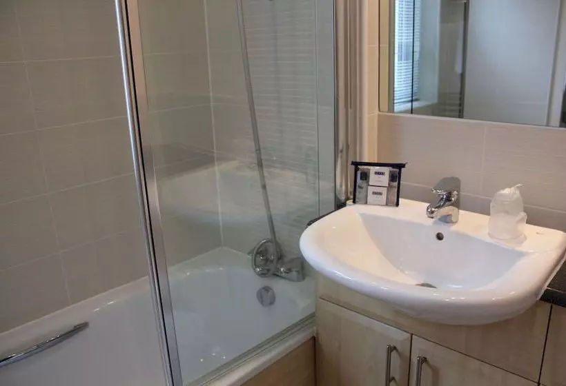 Spur House  House Of Fisher