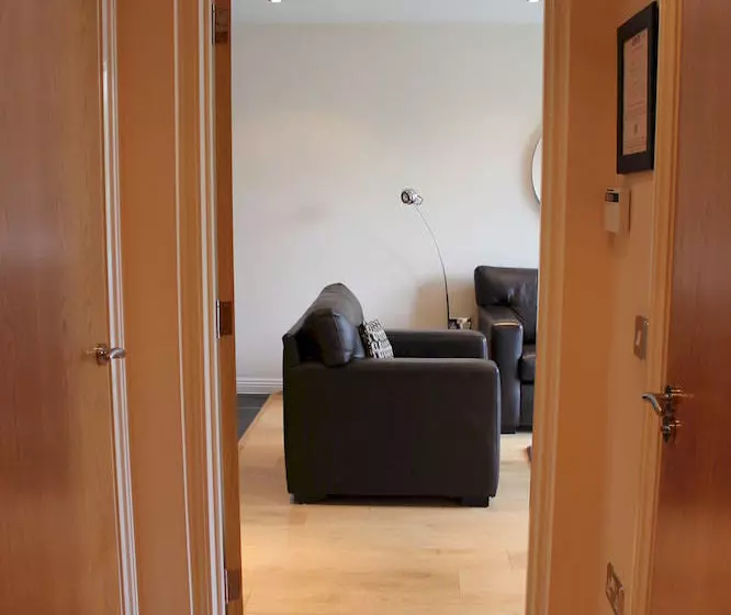 Spur House  House Of Fisher