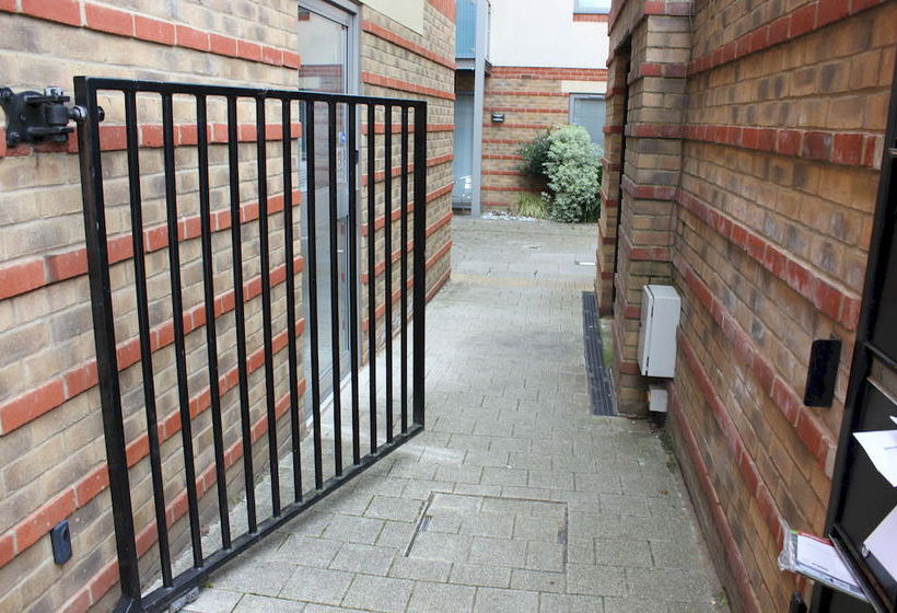 Spur House  House Of Fisher