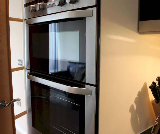 Spur House  House Of Fisher