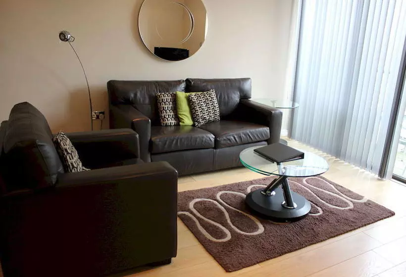 Spur House  House Of Fisher