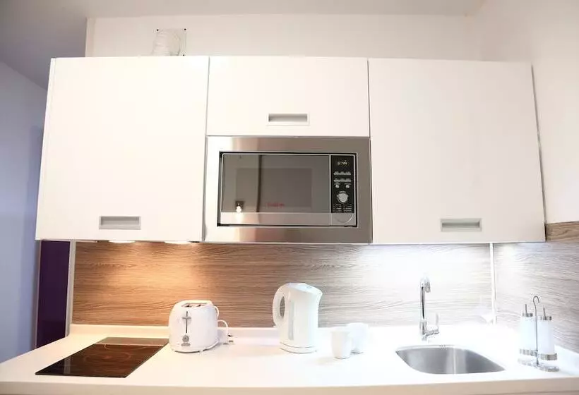 Trivelles Bradford Sunbridge Road