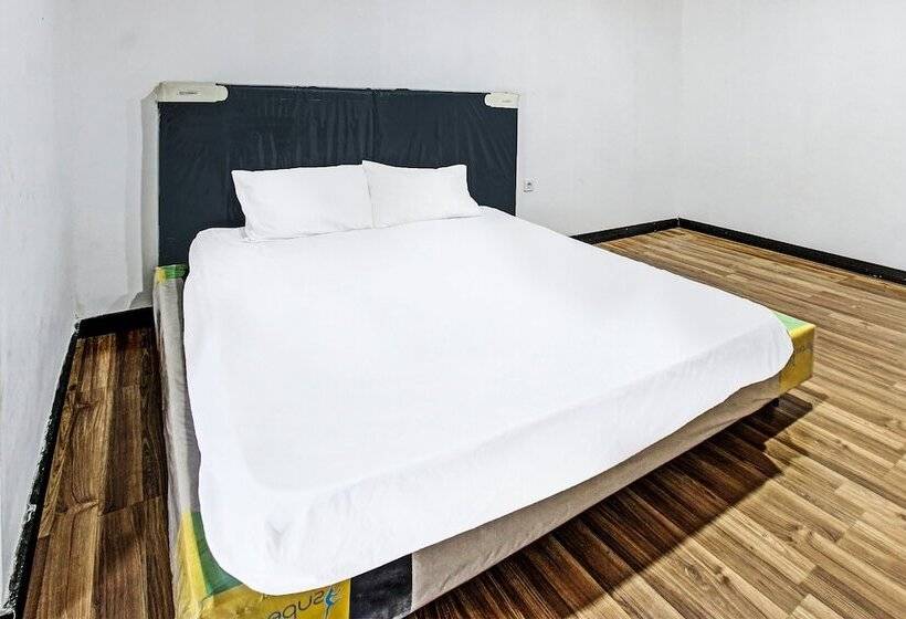 Отель Oyo 92090 Panorama Rinjani Lodge