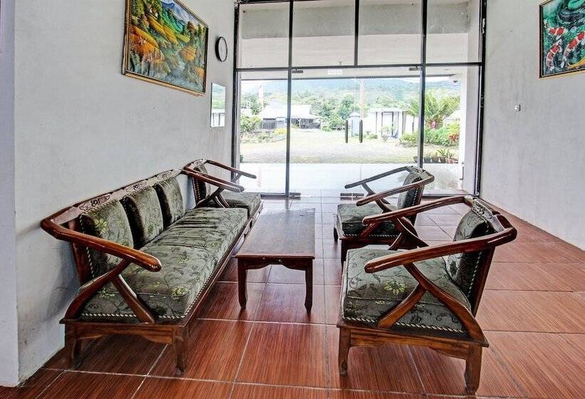 Отель Oyo 92090 Panorama Rinjani Lodge