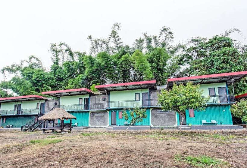 Отель Oyo 92090 Panorama Rinjani Lodge