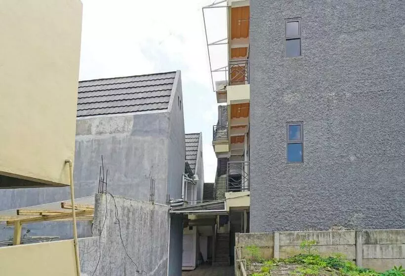 Hotelli Spot On 91993 Pondok Hs Padalarang Syariah