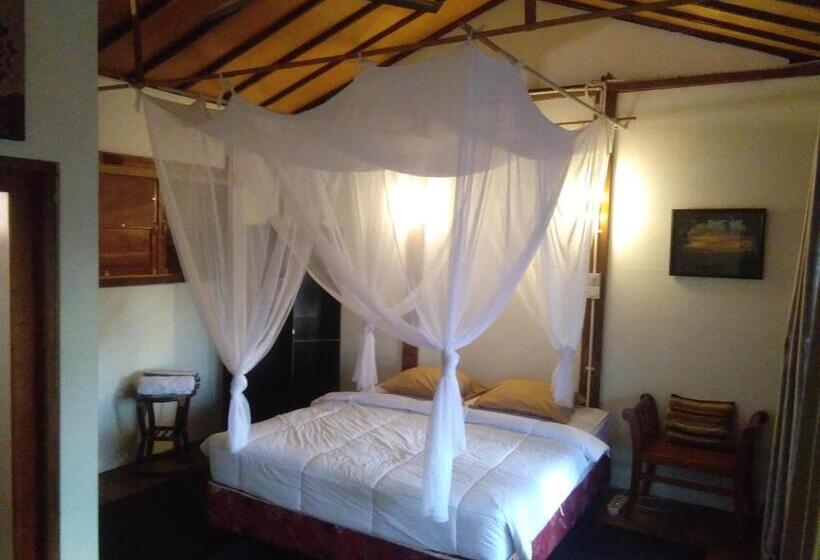 فندق صغير Air Manis Hillside Villa Cafe & Resto