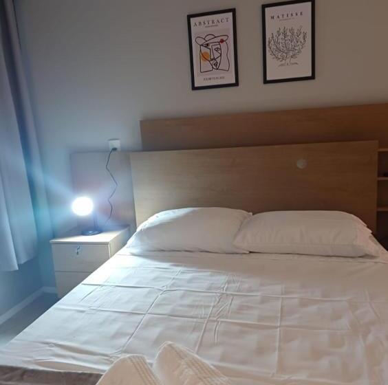 Apart Hotel América