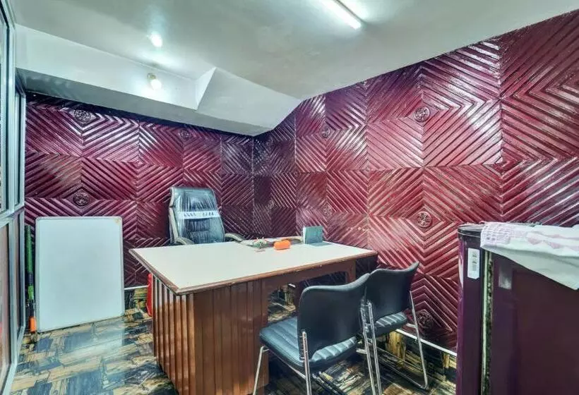 ホテル O Guru Nanak Residency