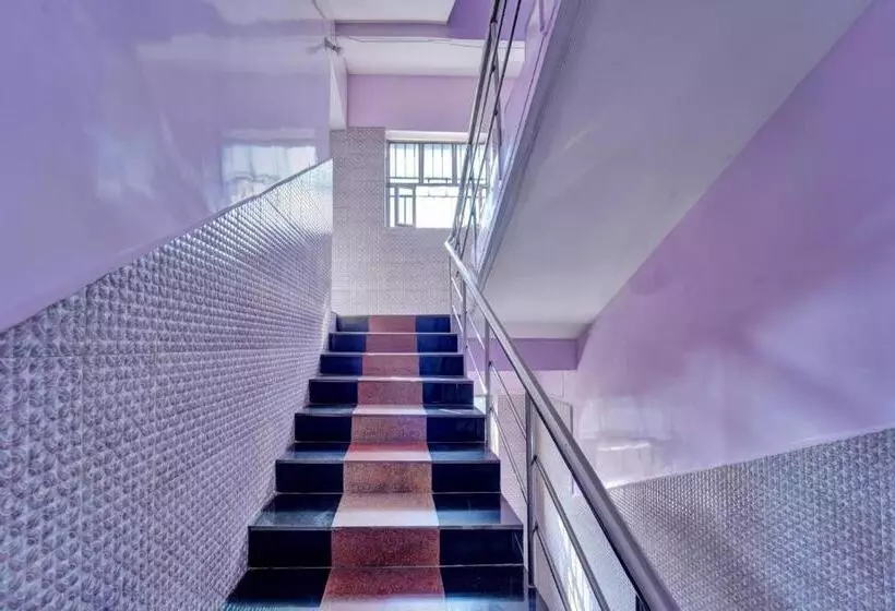 ホテル O Guru Nanak Residency