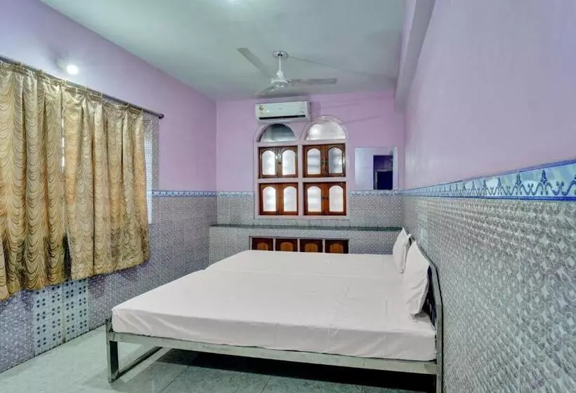 ホテル O Guru Nanak Residency