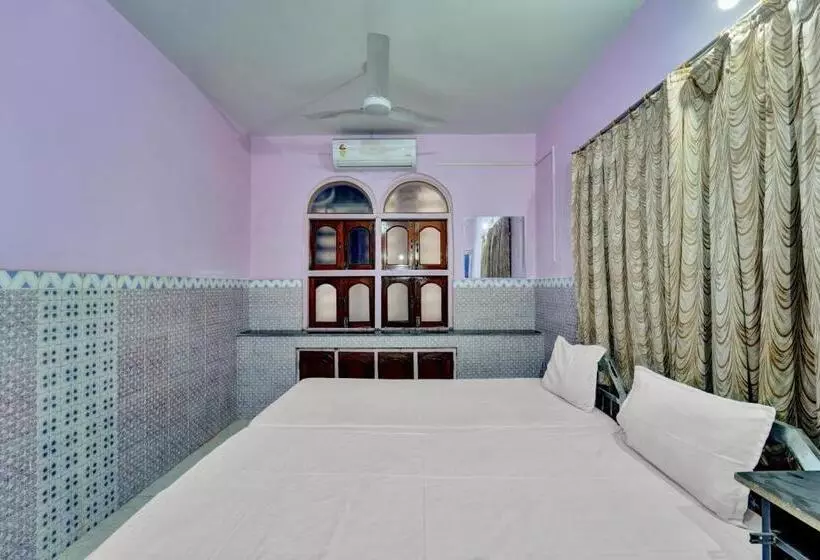 ホテル O Guru Nanak Residency